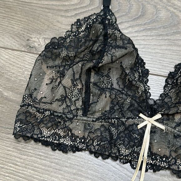 Heidi Klum Black Lace Unlined Wireless Bra Size Large - Picture 2 of 10